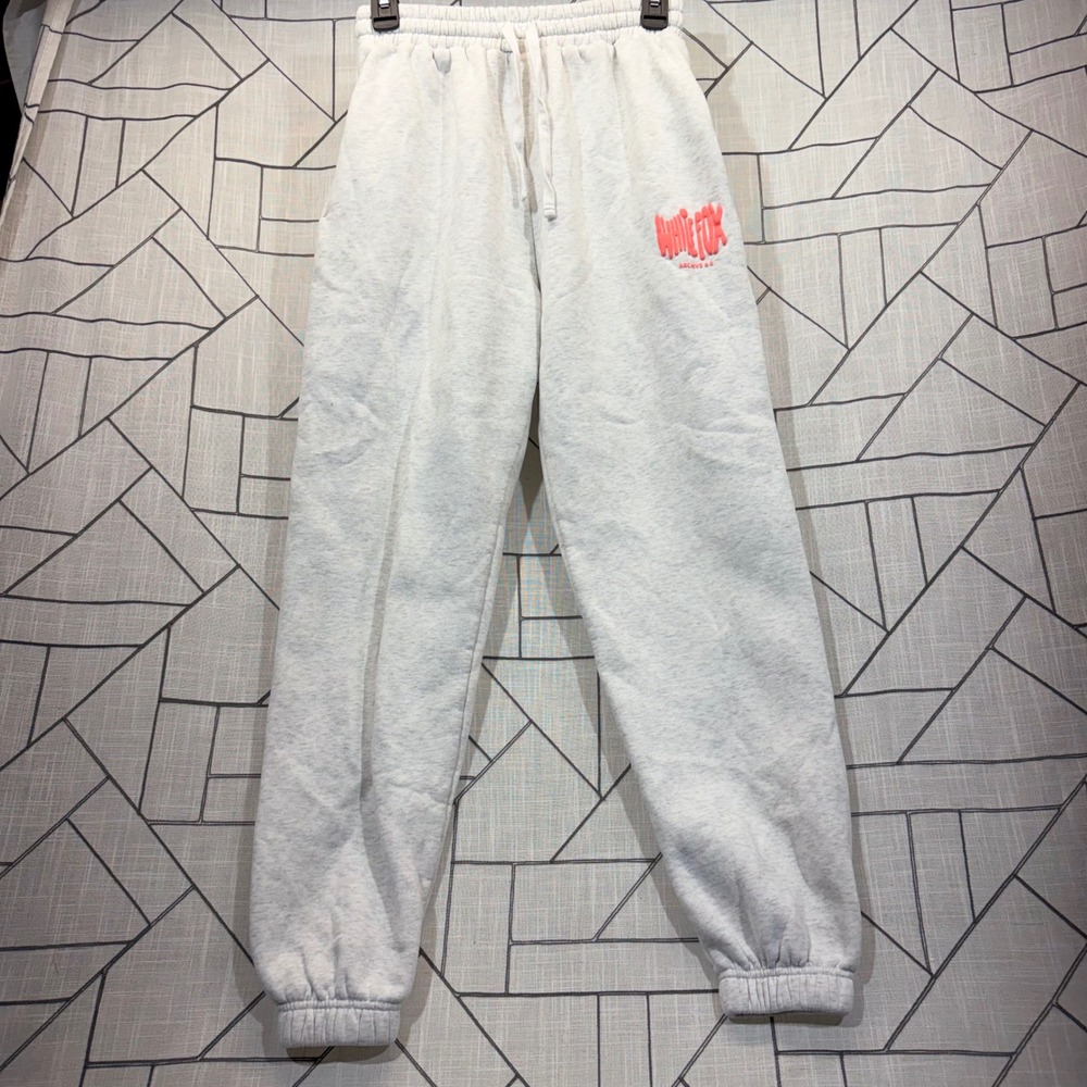 White Fox Boutique Sweatpants XS Heather Grey Archive 6.0 Puff Print Joggers